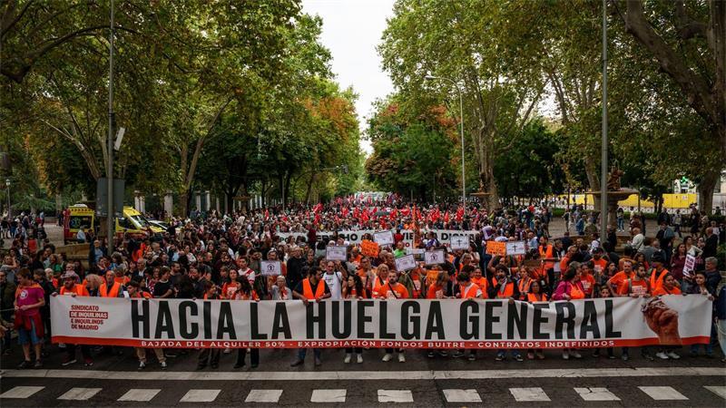 Landesweit große Demos gegen Wohnungsnot in Spanien Ministerpräsident Sánchez könnte der Unmut der Bevölkerung über die rechten Parteien nutzen.