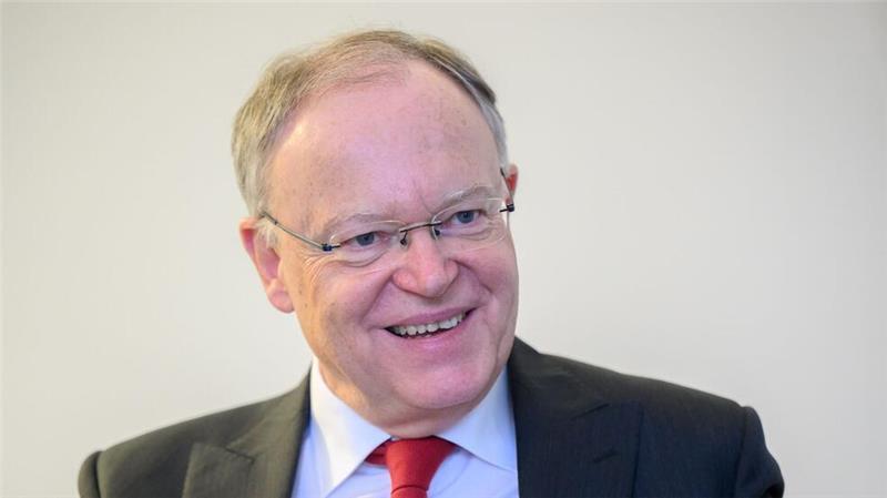 Ministerpräsident Weil gilt über Niedersachsens Grenzen hinaus als starke Stimme in der SPD. (Archivbild)