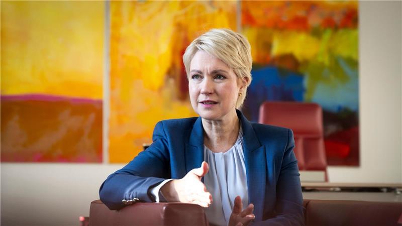 Ministerpräsidentin Manuela Schwesig findet, dass man den Einsatz der Arbeitenden nicht kleinreden soll. (Archivbild)