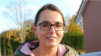 "Mir geht es gut, weil in Sauensiek ein Stück Lebensqualität geschaffen wurde und wir die Praxis-Erweiterung gefeiert haben." Ines Hormozi aus Revenahe am 10. November. 2025.