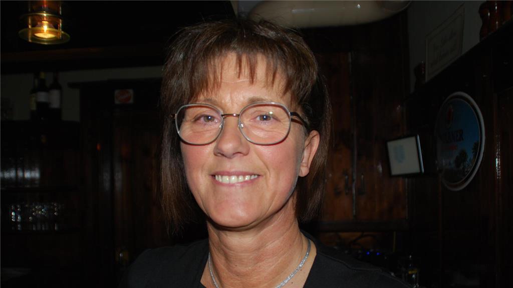 "Mir geht es sehr gut, weil ich hier im "Kiek in" immer nette Leute treffe."  Bi...