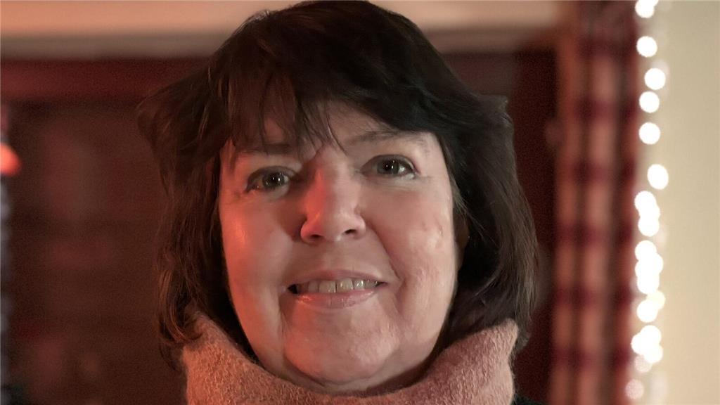 "Mir geht's gut. Ich habe bald Geburtstag und freue mich, dass ich wieder ein Ja...