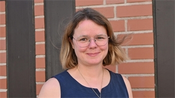 „Mir geht's super, wel ich in den letzten vier Wochen im Pop-Up-Store in Stade tolles Feedback für meine Kunst bekommen habe.”Helen Krebs, Künstlerin aus Belum, am Donnerstag, 27. August 2026.