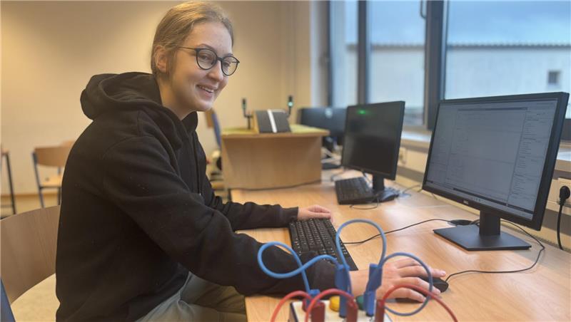 Raus aus der Exotenrolle: Stader Schülerinnen und Technik Miriam Twyman interessiert sich schon länger fürs Programmieren.