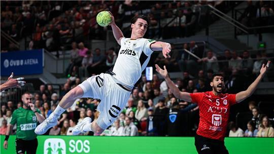 Miro Schluroff gab im März 2025 sein Debüt im DHB-Team.