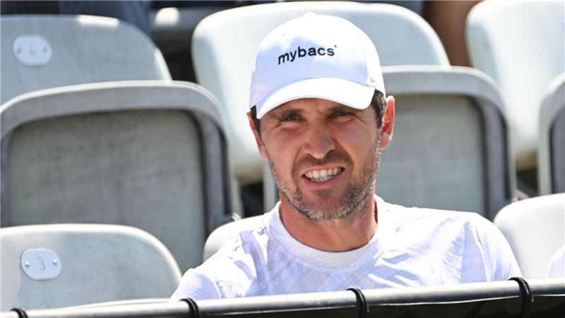 Zverev denkt über Therapie nach - Bruder: Nichts angedeutet Mischa Zverev sitzt häufig bei Matches seines Bruders auf der Tribüne in der Box. (Archivbild)