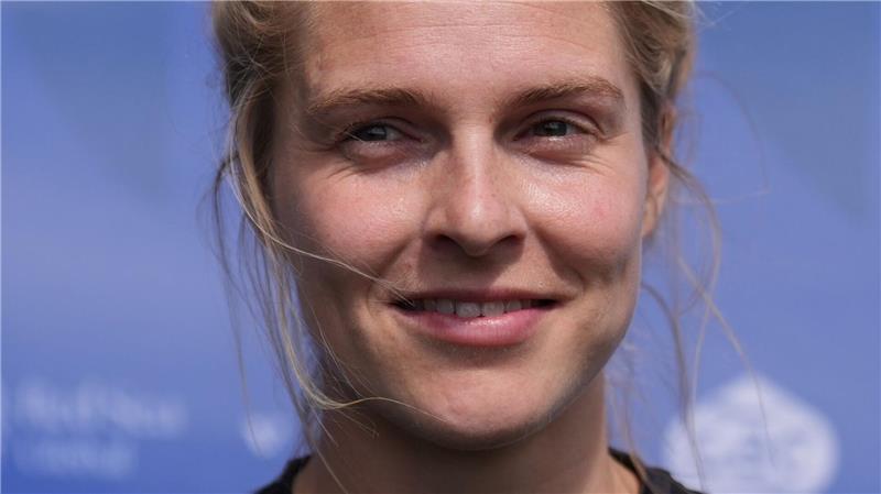 Jury: Wiedergutmachung für Schweizer Team nach Kiel-Crash Mischt mit dem Team Holcim wieder voll mit: Skipperin Rosalin Kuiper