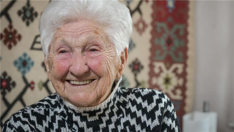 Mit 100 Jahren lebt es sich nicht allzu anders, findet Johanna Quaas, die älteste Turnerin der Welt. 