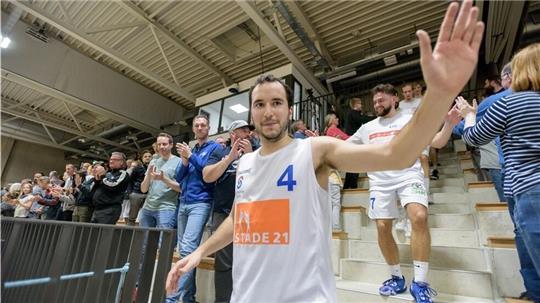 Mit 20 Punkten ist Francesc Iturria Stades bester Werfer.