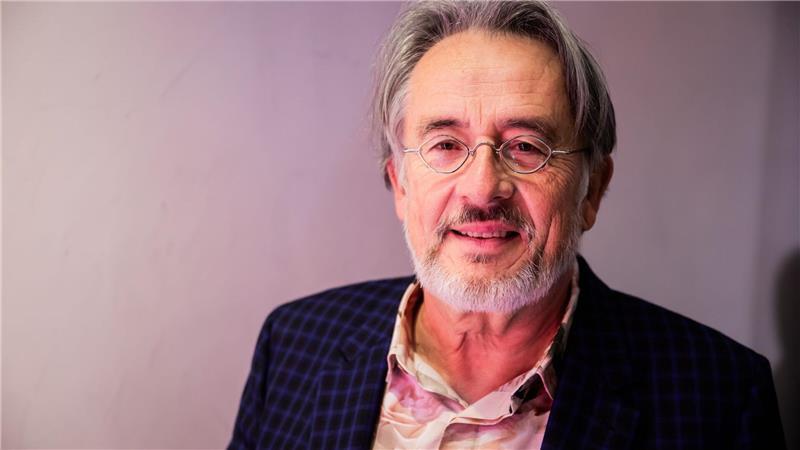 3sat-Rentner Scobel macht bei Youtube weiter Mit 66 Jahren, da fängt das Leben an: Gert Scobel bleibt auch als Rentner aktiv bei Youtube. (Archivbild)