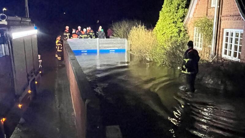 Mit Hilfe der Karte für das Überschwemmungsgebiet können Anlieger - wie hier an der Lühe - auch an der Este den Schutz vor Hochwasser vorantreiben.