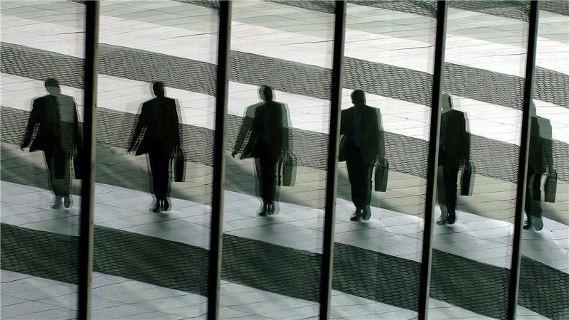 Renaissance alter Männlichkeit? Was die Forschung dazu sagt Mit Kindern im Haushalt arbeiten nur 34 Prozent der Frauen in Vollzeit - bei den Männern hingegen sind es 94 Prozent. (Symbolbild)