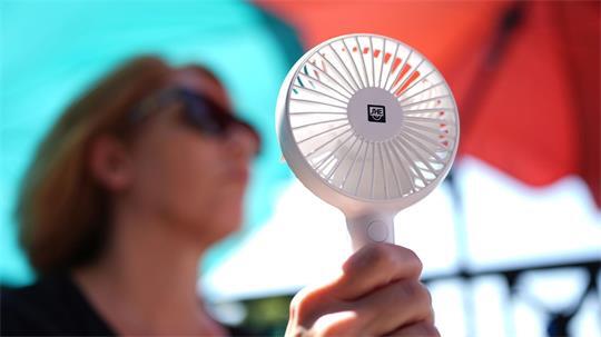 Mit Ventilator lässt sich die Hitze etwas besser ertragen.