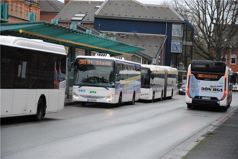 Mit dem Bus zum Bahnhof (Foto) oder direkt in die City: Die KVG hat auf drei Linien am Konzept gefeilt. Foto: Stief