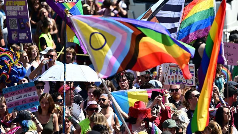 „Es trifft unsere Stadt mitten ins Herz“ Mit dem CSD wird traditionell die queere Community gefeiert.