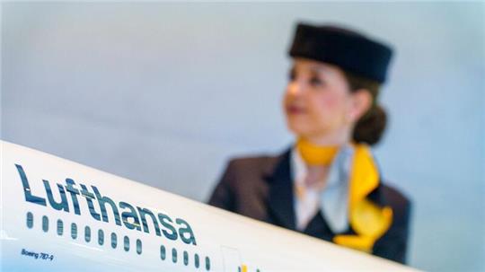 Mit dem Kabinenpersonal der Lufthansa hat die letzte große Berufsgruppe der Branche die Eckpunkte eines neuen Tarifvertrags abgeschlossen, wie die Gewerkschaft Unabhängige Flugbegleiter Organisation (Ufo) mitteilt.