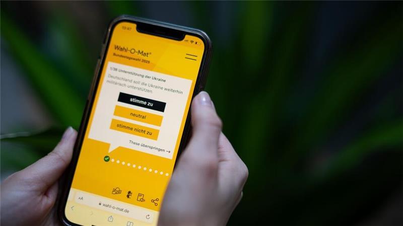 Wahl-O-Mat zur Bundestagswahl startet - 29 Parteien dabei Mit dem Online-Tool können Wählerinnen und Wähler ihre eigene Position mit der aller 29 zur Wahl antretenden Parteien in 38 Thesen vergleichen.