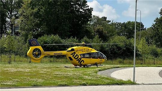 Mit dem Rettungshubschrauber "Christoph 67" aus Schleswig-Holstein wurde das verletzte Mädchen in eine Unfallklinik geflogen.