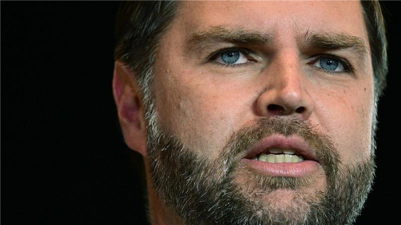 Mit der Analogie wollte Vance wohl die aktuelle Krise der Lebenshaltungskosten in den USA erklären.