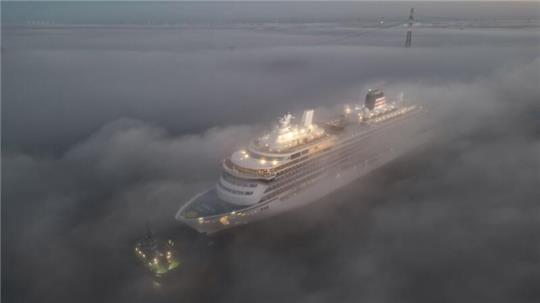 Mit der „Asuka III“ hat die Meyer Werft erstmals ein Schiff für die japanische Reederei NYK Cruises gebaut.