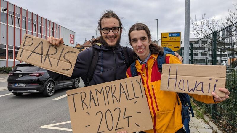 Wie gefährlich ist Trampen? Paul Hußlein reist 55.500 Kilometer per Anhalter Mit einem Freund wirbt Paul Hußlein für die Tramprally 2024 der Deutschen Trampsport-Gemeinschaft. Start ist am 11. Mai in Freiburg im Breisgau.
