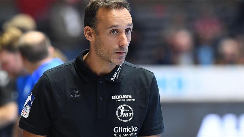 Wie früher Pep: Melsungen mit Tiki-Taka-Coach auf Titelkurs Mit ihm kam der Aufschwung: Melsungens Trainer Roberto Parrondo