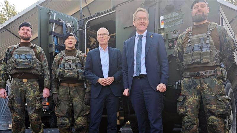 Mit ihrem Besuch wollen Günther und Tschentscher den Soldatinnen und Soldaten zeigen, dass sie als Länderchefs hinter dem Einsatz stehen.