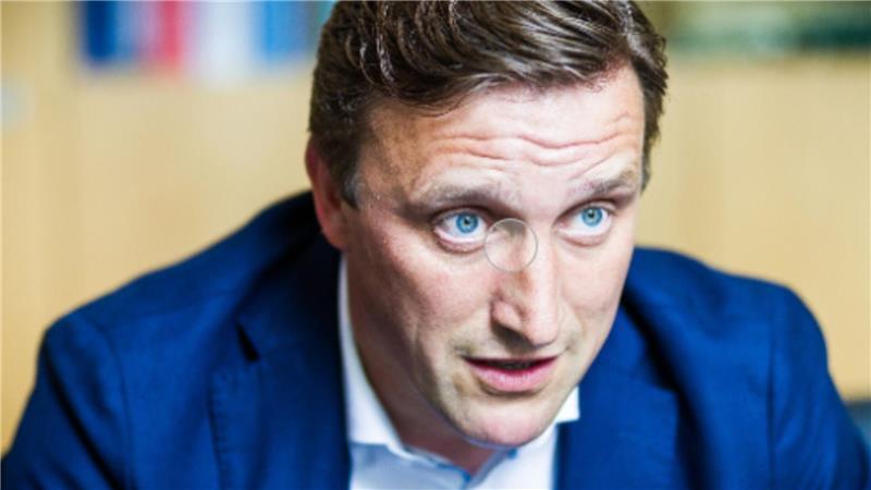 Wolf: CDU wirft Umweltminister Untätigkeit vor – und fordert gezielte Bejagung Mit klarem Blick auf den Wolf: Lechner pocht auf Taten statt Worte.