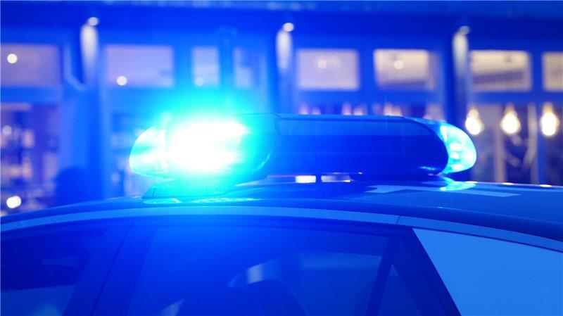 Mit mehreren Streifenwagen rückte die Polizei in Hamburg zu einer Schlägerei in Eimsbüttel aus. (Symbolbild)