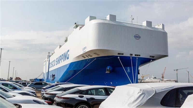 Nach Hamburg-Deal: China greift nach nächstem deutschen Hafen Mit neuen Autofrachtern will die chinesische Reederei Cosco Shipping regelmäßig Bremerhaven anlaufen.