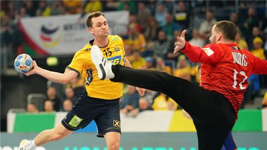 Mit neun Toren der beste Werfer der Schweden beim Sieg gegen Bosnien-Herzegowina: Hampus Wanne (l).