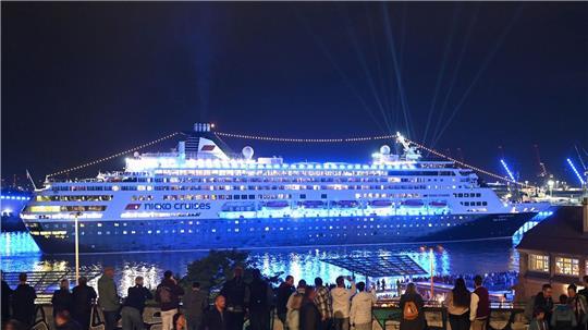 Mit rund 1,4 Millionen Passagieren hat Hamburg seine führende Position als Kreuzfahrthafen in Deutschland ausgebaut. (Archivbild)