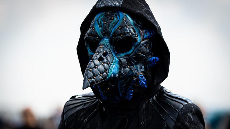 Zehntausende Gothic-Fans feiern beim M’era Luna-Festival Mit rund 25.000 Besuchern rechnet der Veranstalter.