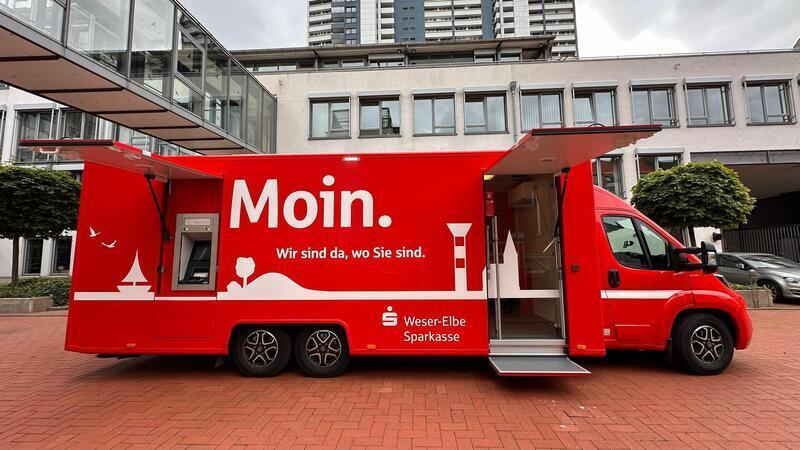 Ein Dorf wehrt sich gegen das Ende eines Geldautomaten Mit so einem Sparkassenbus will die Wespa ab dem kommenden Jahr auch Bokel einmal in der Woche anfahren.