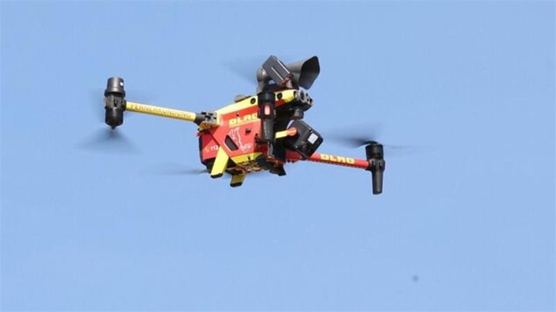 Auflaufende Tide: Großeinsatz für Frau und zwei Pferde im Watt vor Cuxhaven Mithilfe einer solchen Drohne fanden Kräfte der DLRG die Pferdebesitzerin und die zwei entlaufenen Pferde.