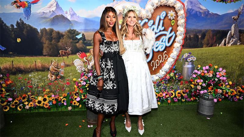 Im „Fiebertraum“ - Klum feiert zweites „HeidiFest“ Model-Kolleginnen: Naomi Campbell und Heidi Klum.