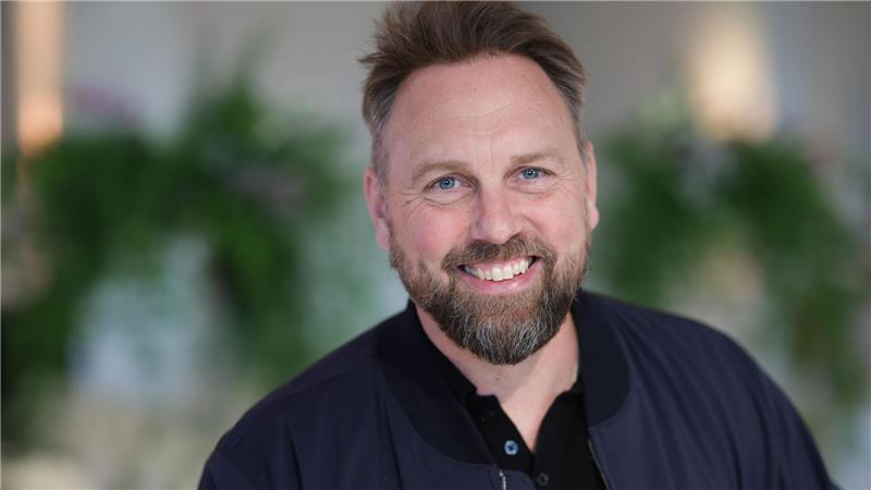 Moderator Steven Gätjen ist selbst bei Tiktok aktiv. (Archivbild)