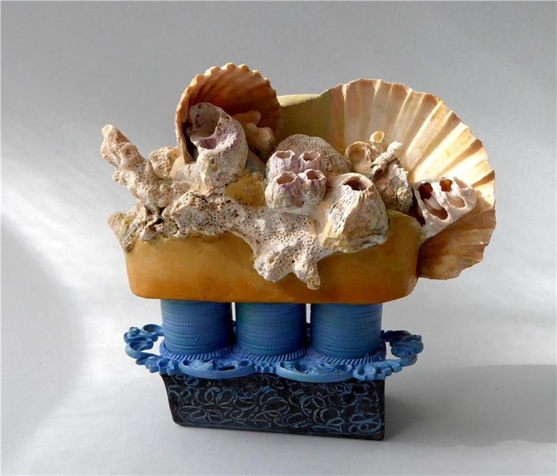 Neue Ausstellung: Zeitgenössische Kunst inspiriert vom Barock Monika Hahn zeigt keramische Objekte. Foto: Schloss Agathenburg/Hahn