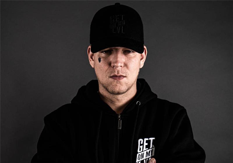 MontanaBlack, einer der erfolgreichsten deutschen Streamer, hat den zweiten Teil seiner Biografie veröffentlicht. Foto: Christian Schenkel