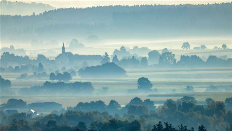 Bilder des Tages Morgennebel am letzten Sommertag