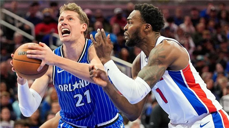 Trotz Gala von EM-Held da Silva: Orlando unterliegt Pistons Moritz Wagner (l.) holte das Beste aus seinen wenigen Minuten Spielzeit heraus.