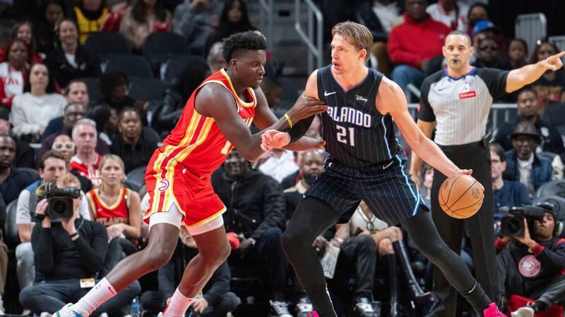 NBA-Niederlagen für Wagner-Brüder, Kleber und Theis Moritz Wagner (r) verbuchte zwei Zähler und fünf Rebounds.