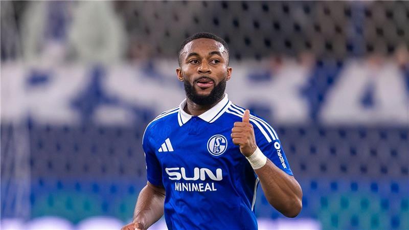 Fußball-Profi Sylla wehrt sich: Hund „nie ausgesetzt“ Moussa Sylla wehrt sich über seinen Anwalt gegen die seiner Meinung nach verzerrte Berichterstattung in den Medien