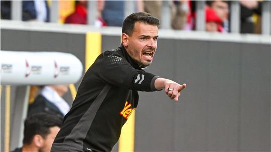 Munier Raychouni wird Drittligist Jahn Regensburg vorerst als Interimstrainer betreuen. (Archivbild)