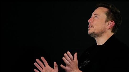 Musk warnt schon seit Jahren, Künstliche Intelligenz könne gefährlich für die Menschheit werden.