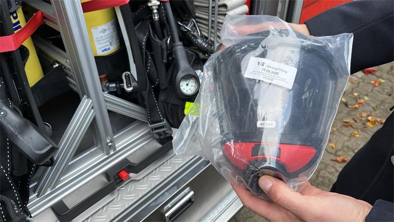 Muss bis zum Einsatz versiegelt bleiben: Eine Atemmaske.