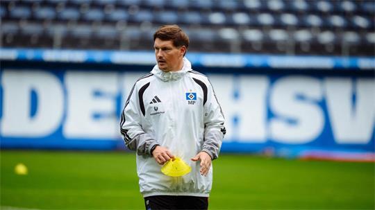 Muss die sportliche Krise beim HSV bewältigen: Trainer Merlin Polzin