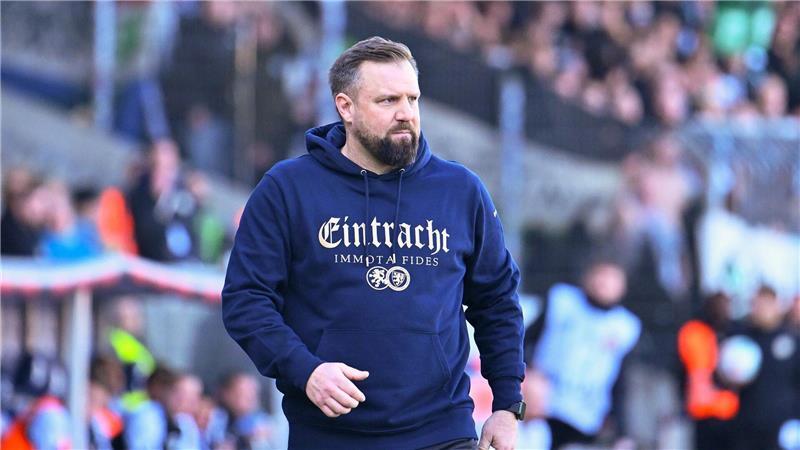 Muss in Braunschweig gehen: Trainer Heiner Backhaus. (Archivbild)