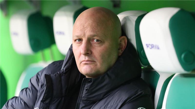 Muss sich selbst Kritik stellen: Wolfsburgs Sport-Geschäftsführer Peter Christiansen.