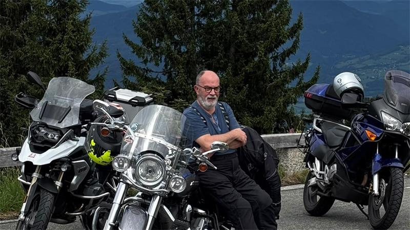 Nach 30 Jahren Ratsarbeit freut sich Noch-Bürgermeister Andreas Haack auf mehr Zeit für Motorrad und Angeln. Gerade war er im Berchtesgadener Land unterwegs.